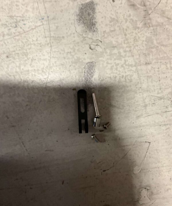 M2 Pro Folding Lock Part