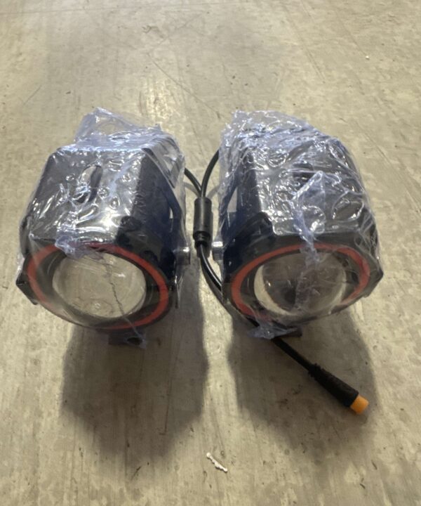 T8 Headlight （pair）