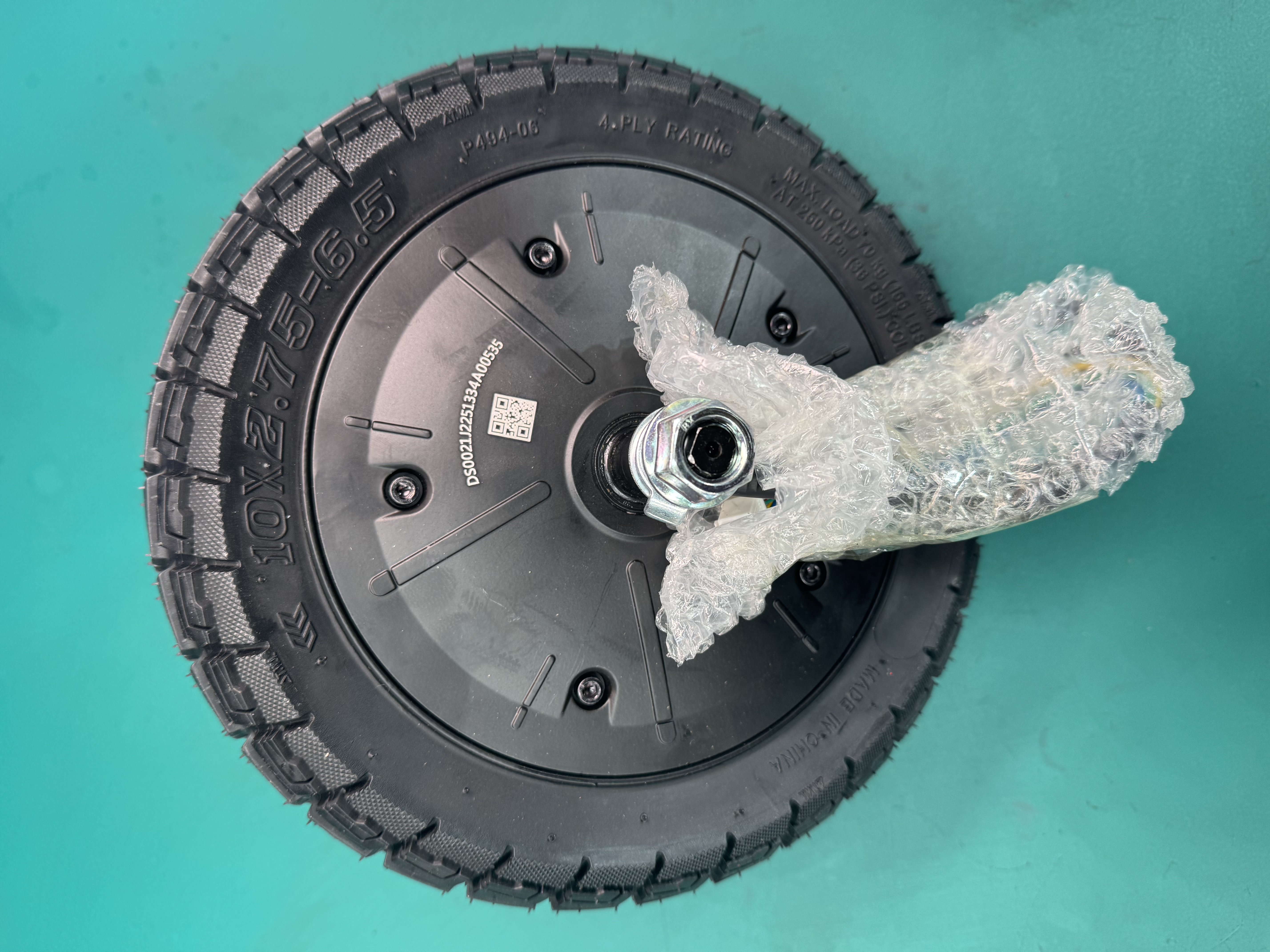 H2  Front Wheel with Tire